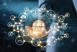 What Are the Advantages of Public Blockchains?